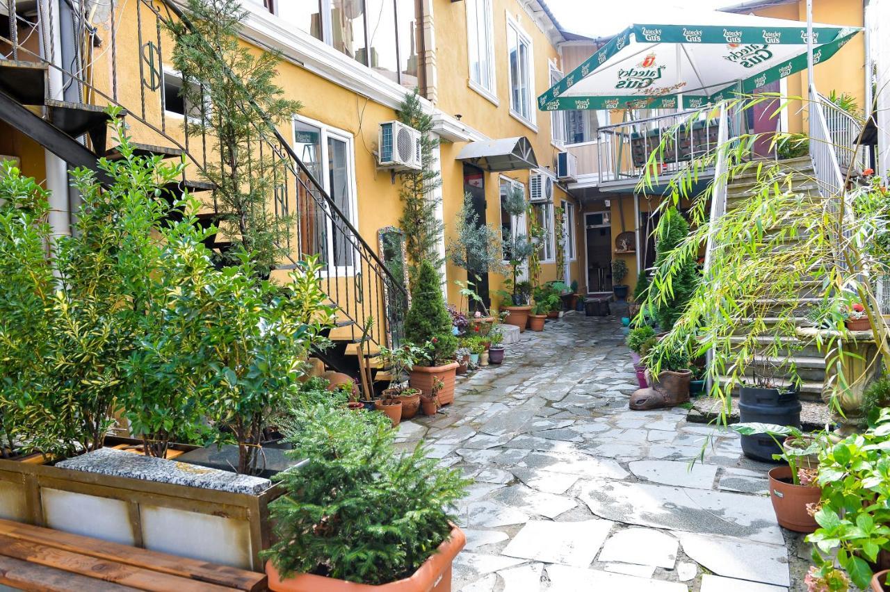 Ok. Bed & Breakfast Kutaisi Exterior foto