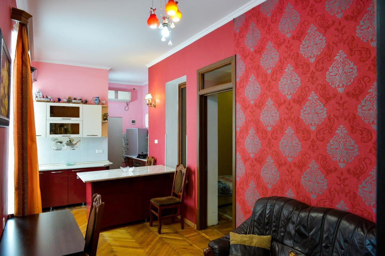 Ok. Bed & Breakfast Kutaisi Exterior foto