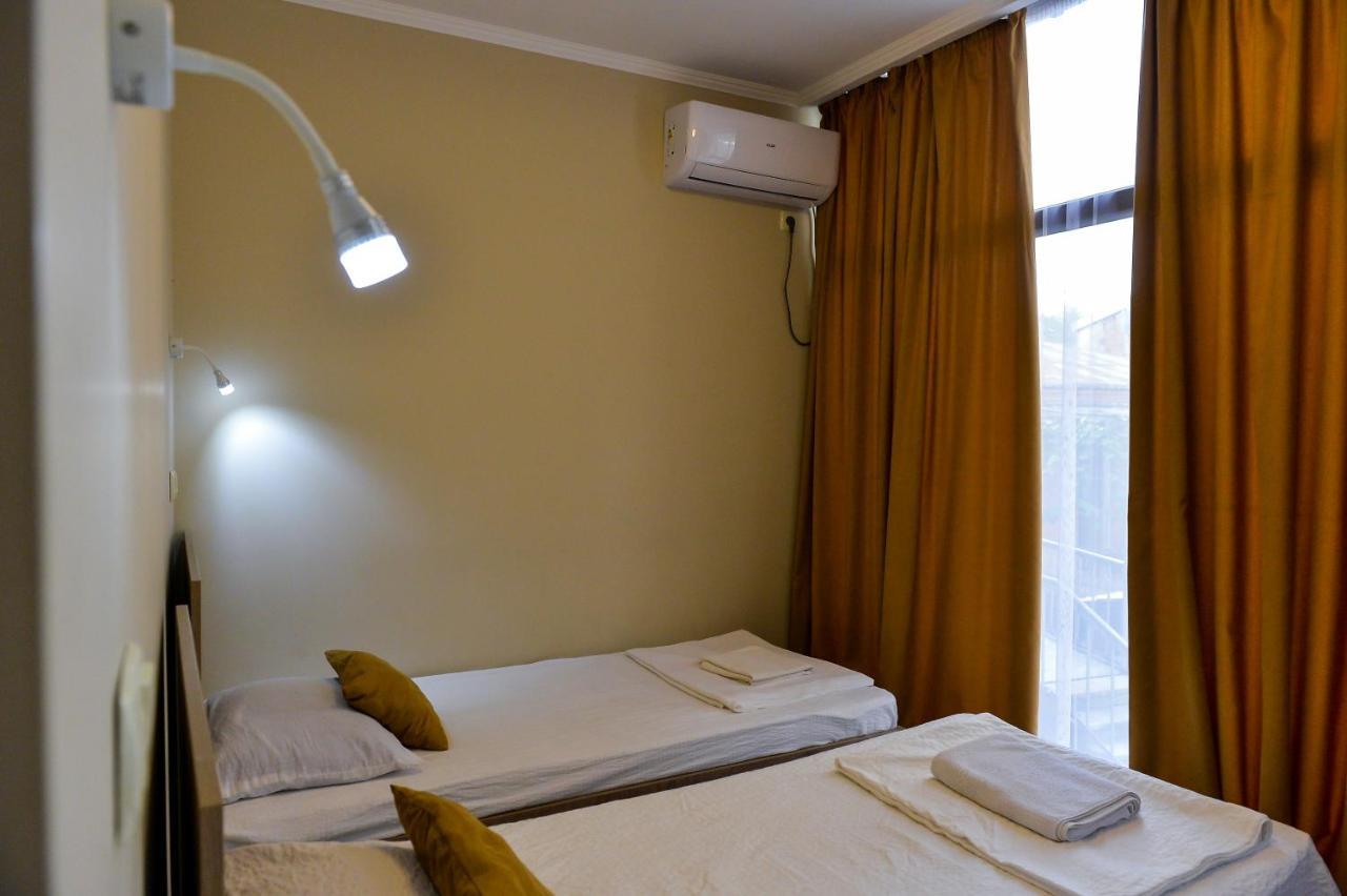 Ok. Bed & Breakfast Kutaisi Exterior foto